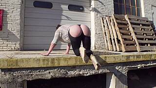 43yo flasher strolls docks in buttless pants