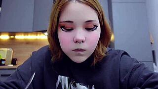 Is Fury Ssh's Mug Bang Cute Or Chubby?