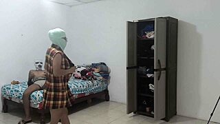 Housewives start therapy to soothe their sexual desires