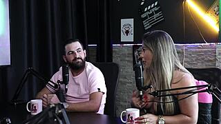 Juli feels jealous despite being liberal