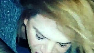 Justcallmekarma gives blow job