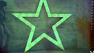 Ana Foxxx Strips and Jerks in Supernova PMV