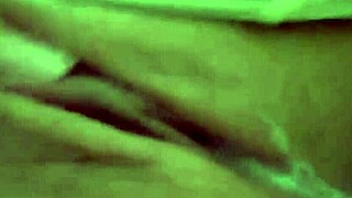 I masturabte with dildo while waitin for my best frien