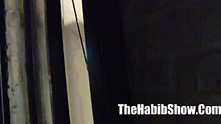 Pretty Babe Pawns Her Twat And Screwed