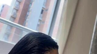 Amateur couple enjoys deepthroat cock massage with bbw babe.