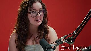 Cute And Pretty Pornstar Leana Lovings!