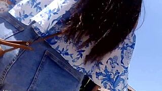 Voyeur Captures Stunning Ass Display in Roma Streets