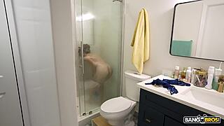 Justine Jakobs Cleans Her Stepsons Cock In Shower Then They Take It To Bedroom