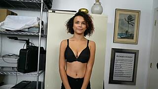 Brunette with afro sucked by casting director 😏