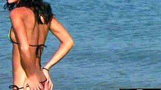 jessica in bikini dances hot and sexy