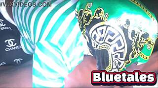 My petite girlfriend gives an amazing blowjob!