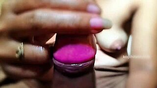 Svakinja potrebuje spermo za študentsko nalogo!