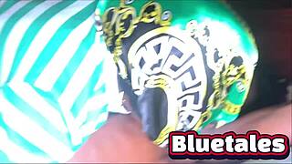 My petite girlfriend gives an amazing blowjob!