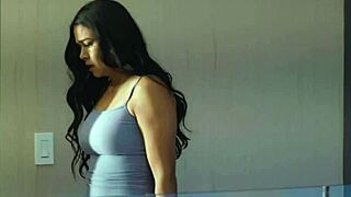 Milf dana vespoli caught in lesbian sex with chloe surreal?