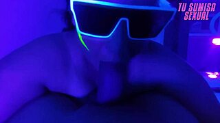 mamada - garganta profunda - cuarto neon - soy la hijastra mas sumisa