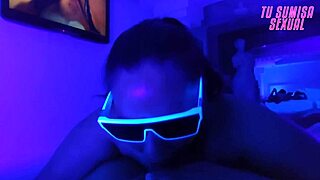 mamada - garganta profunda - cuarto neon - soy la hijastra mas sumisa