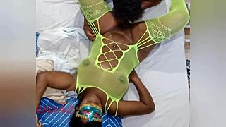 Safada Explodes in My Mouth During Carnival 2025! Intense Muff Diving Action!