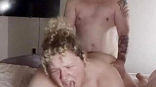 Chubby Couple Amateur Creampie in Rough Sex!