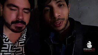 Picks up a cumbia singer and takes her straight to bed