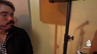 Picks up a cumbia singer and takes her straight to bed