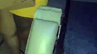 Girl Opens Legs For Eating And Sucks Everyone