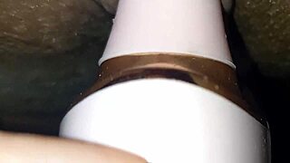 Fiquei molhadinha com o sugador de clit�ris.