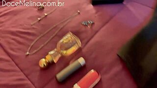 Mel Khalifa Tomando Banho E Se Arrumando Pra Encontrar Seguidor