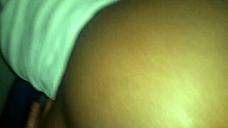 ebony princess shows her juicy body