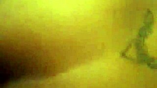 look at that nice round ass on the amateur