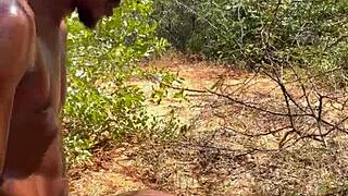 home made outdoor creampie with wet pussy 😏