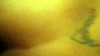 look at that nice round ass on the amateur