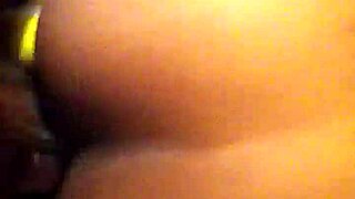 look at that nice round ass on the amateur