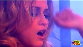 Erotic blondes and brunette lesbian enjoy pussy eating threesome