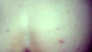 Comendo minha esposa rabuda de quatro