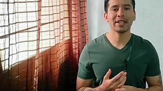 Mature Man Penetrated by Bisexual Taxi Driver