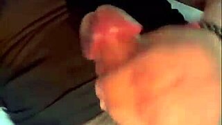 Handsome Muscular Bodybuilder Encourages Neighbor to Cum