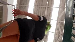 Check out that big ass latina in the supermarket