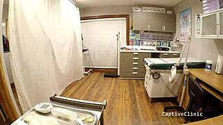 Redhead Donna Leigh Uses Vibrator In Prison Backstage