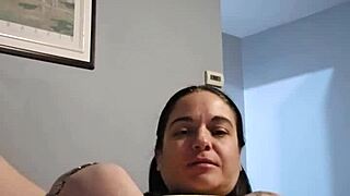 i plays with my petite puss emy angel on web chat