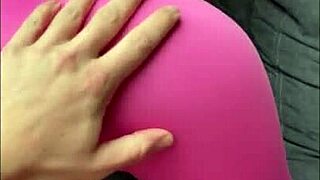 wifebucket - my fit wife in pink leggings gets fucked hard!