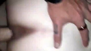 GUY GETTING IT IN FROM BEHIND IN DOGGYSTYLE