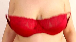 Big 80g bra try on, natural tits on display.