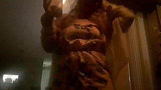 i'm dulcemendra showing boobs outside aka ginger paris