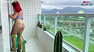 Latina maid’s tiny shorts and stunning ass are driving me crazy