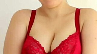 Big 80g bra try on, natural tits on display.