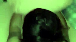 GUY GETTING IT IN FROM BEHIND IN DOGGYSTYLE