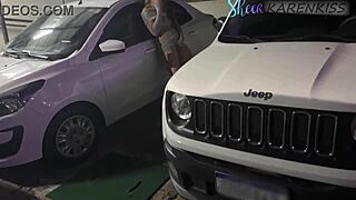 Paguei um boquete para o manobrista no estacionamento da festa na frente do corno- karenkiss