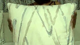 Curvy Whore's Sensual Anal Movement