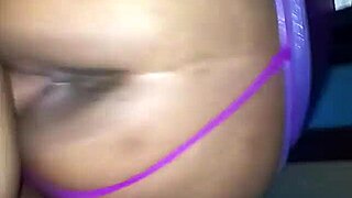 Sacada de leche en cuatro con sexo intenso