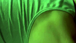 Massagem na esposa rabuda gostosa: Relaxing Touch in Narrative